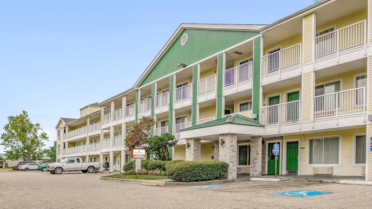 Photo of Buildings in Broadmoor
