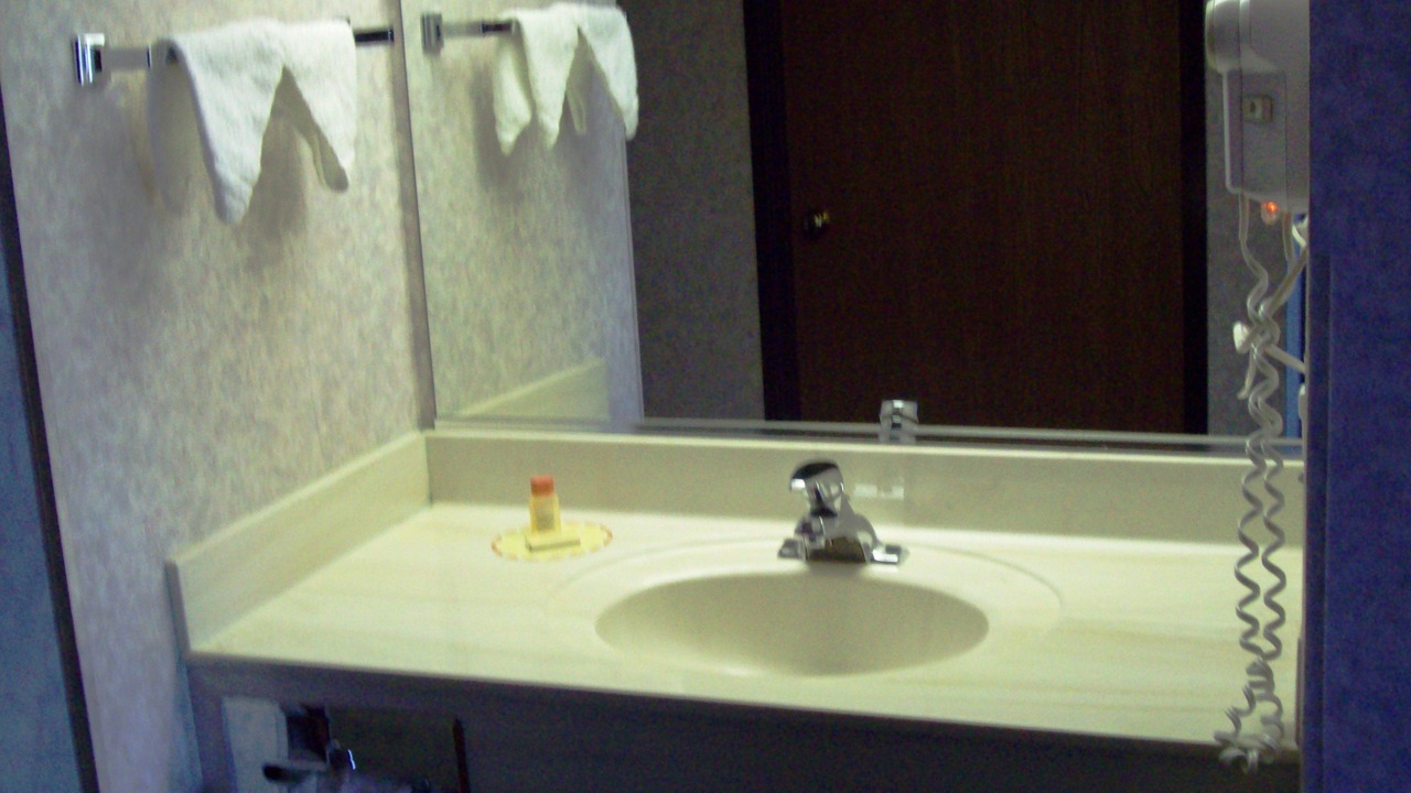 Photo of Bathroom in Lordsburg