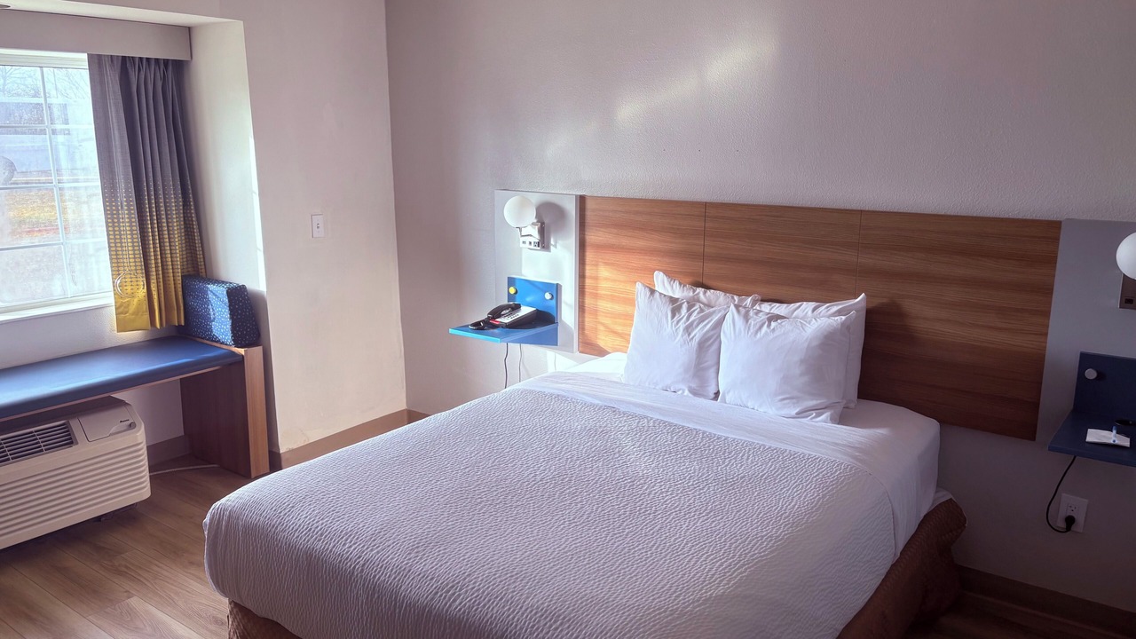 Photo of Bedroom in Dupont