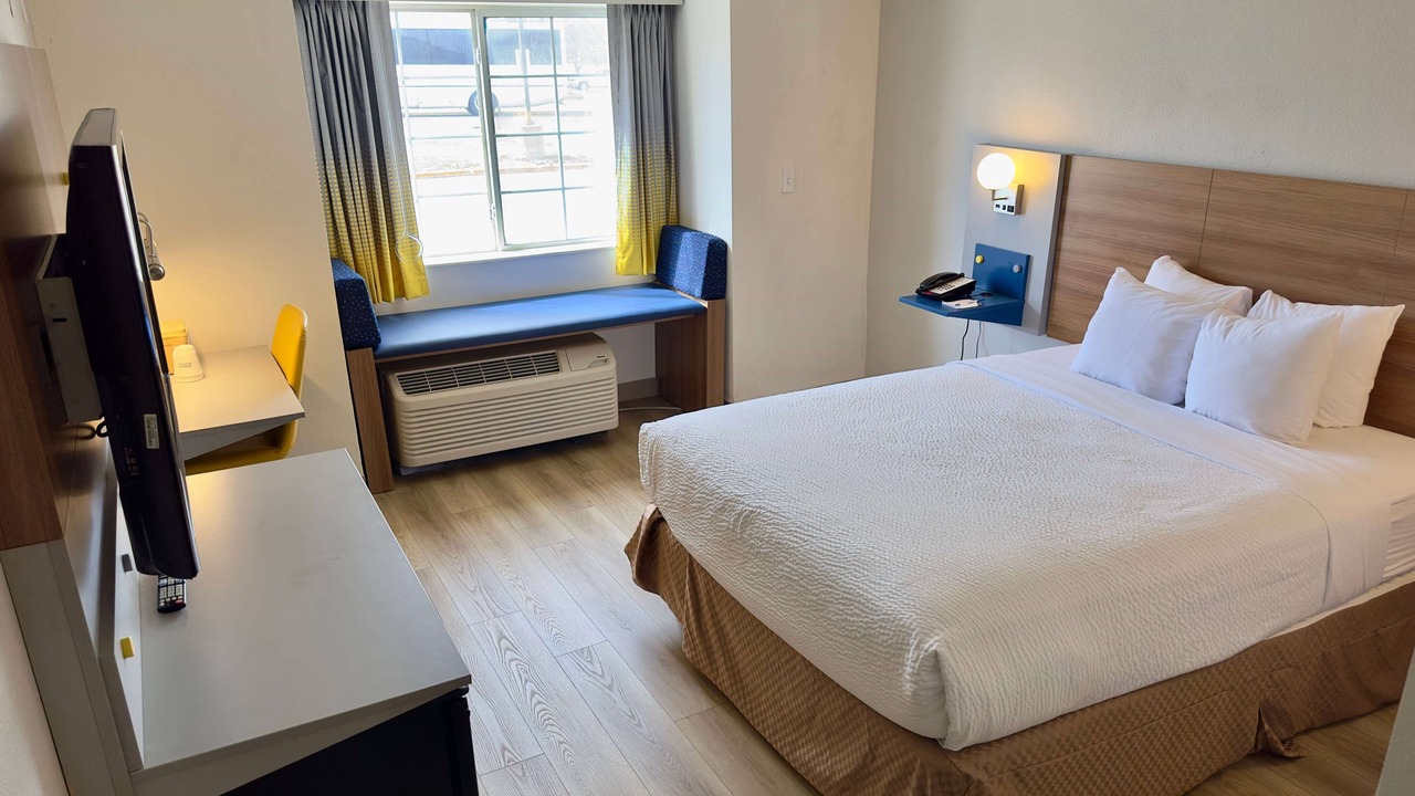 Photo of Bedroom in Dupont