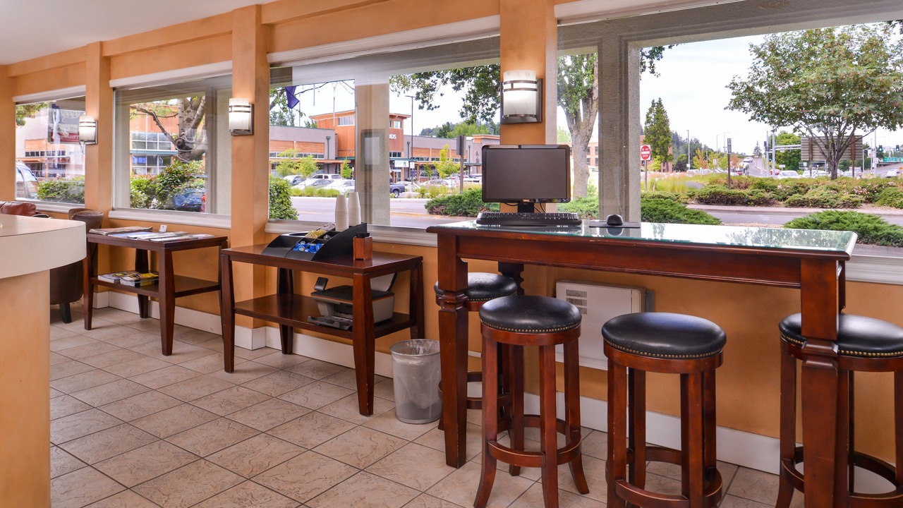 Photo of Others in Downtown Eugene