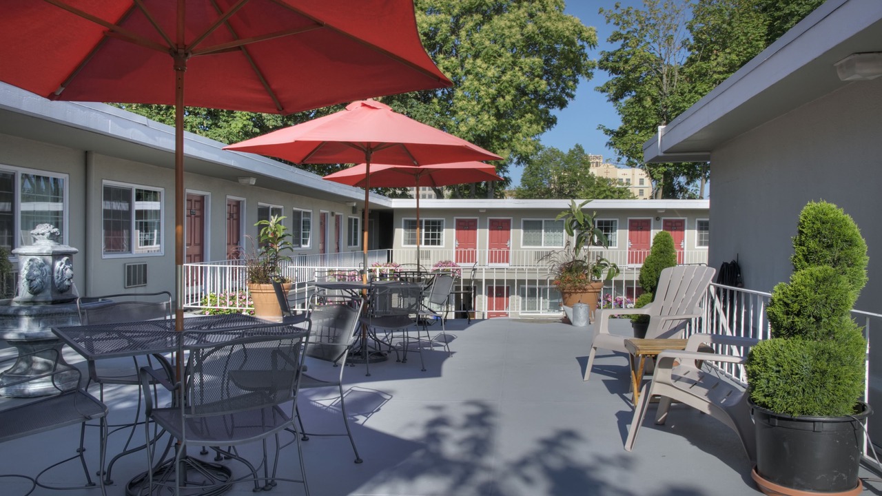 Photo of Patio Balcony in Downtown Eugene