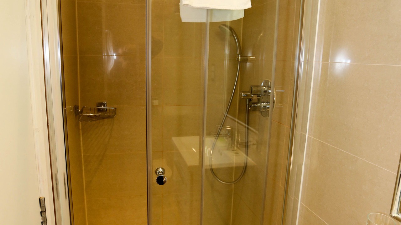 Photo of Bathroom in Courtfield