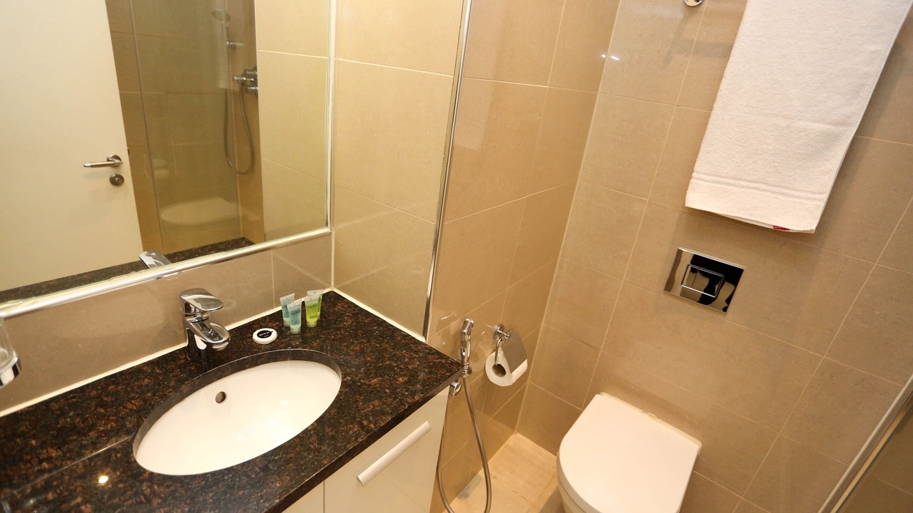 Photo of Bathroom in Courtfield