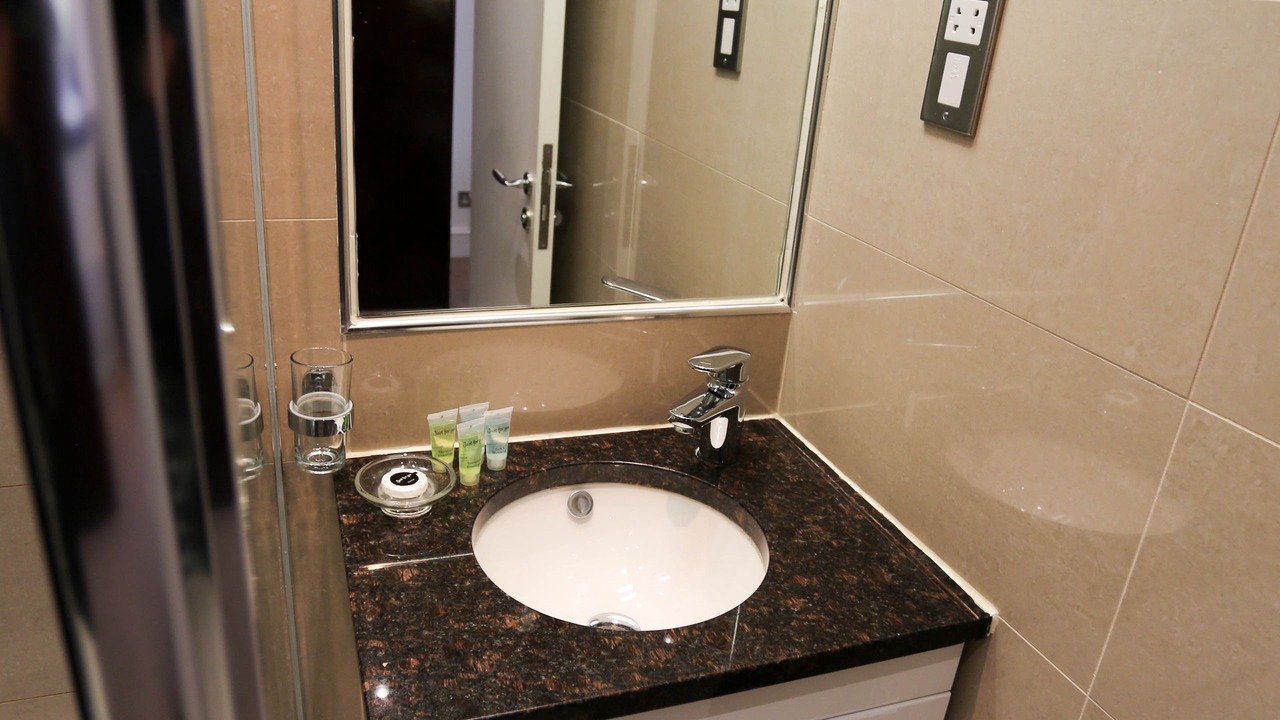 Photo of Bathroom in Courtfield