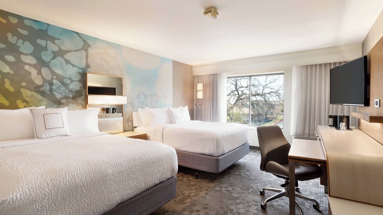 Photo of Bedroom in East Roseville Parkway