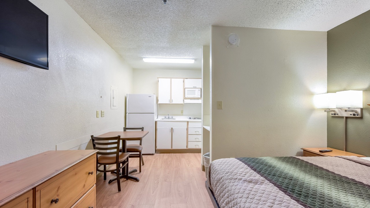 Photo of Bedroom in Far North Dallas