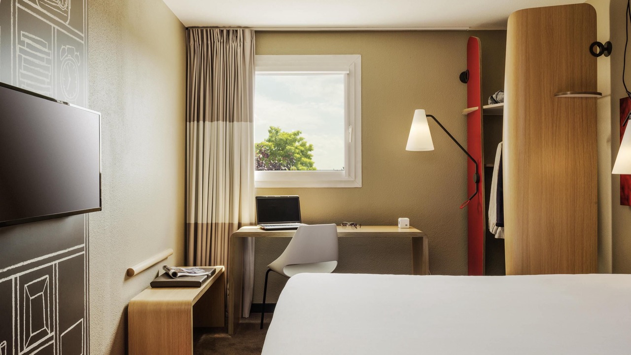 Photo of Bedroom in Massy