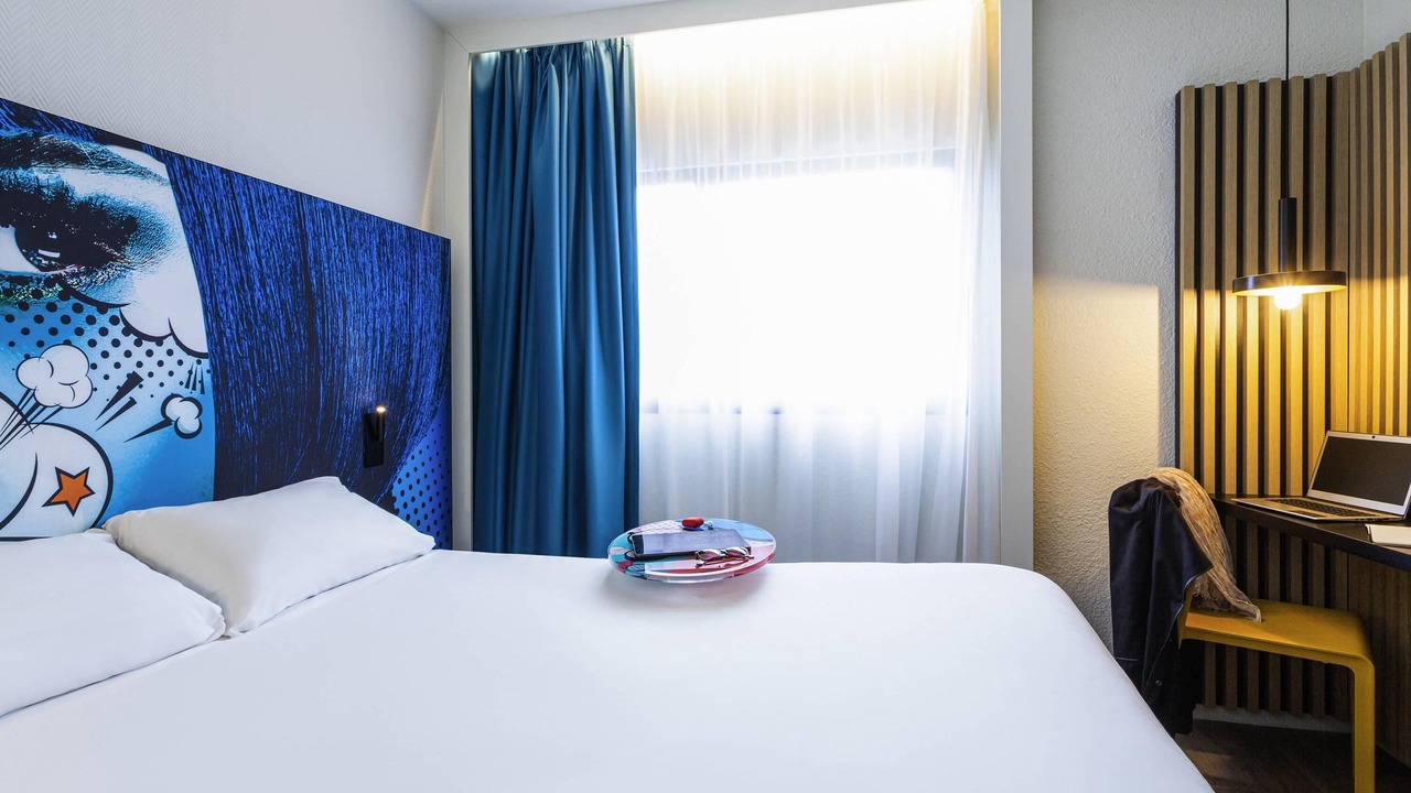 Photo of Bedroom in Villenave-d'Ornon