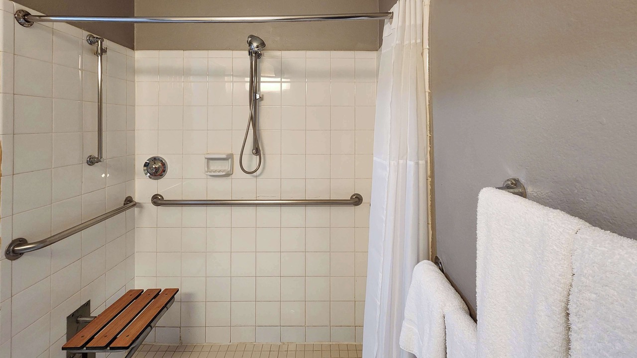 Photo of Bathroom in Southbelt/Ellington