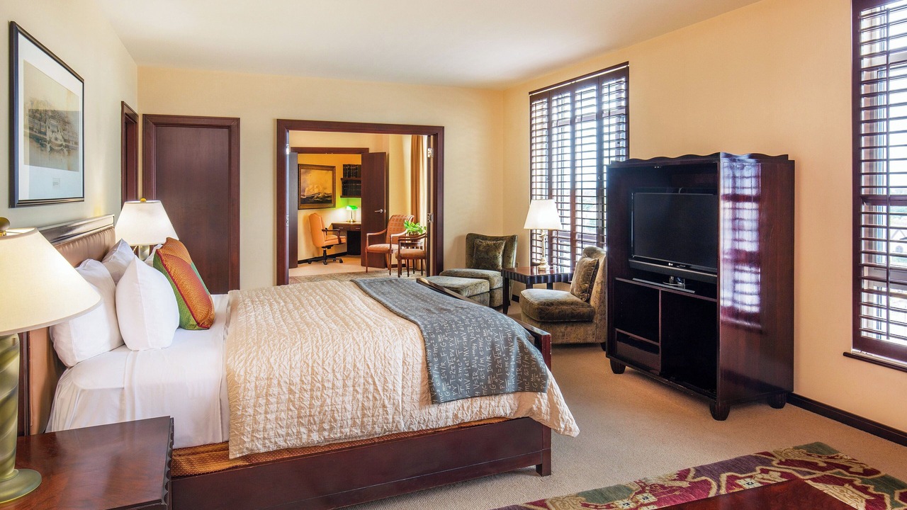 Photo of Bedroom in Central Square