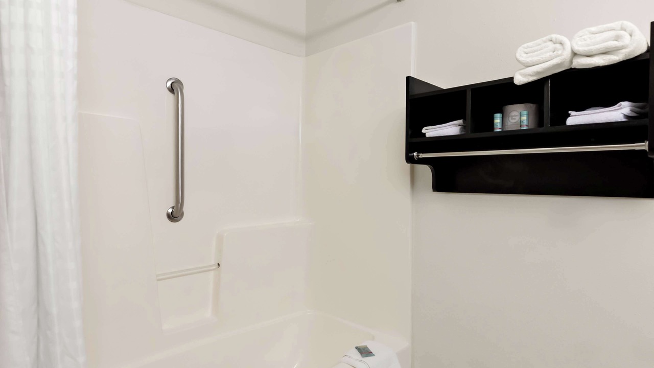 Photo of Bathroom in Carbondale