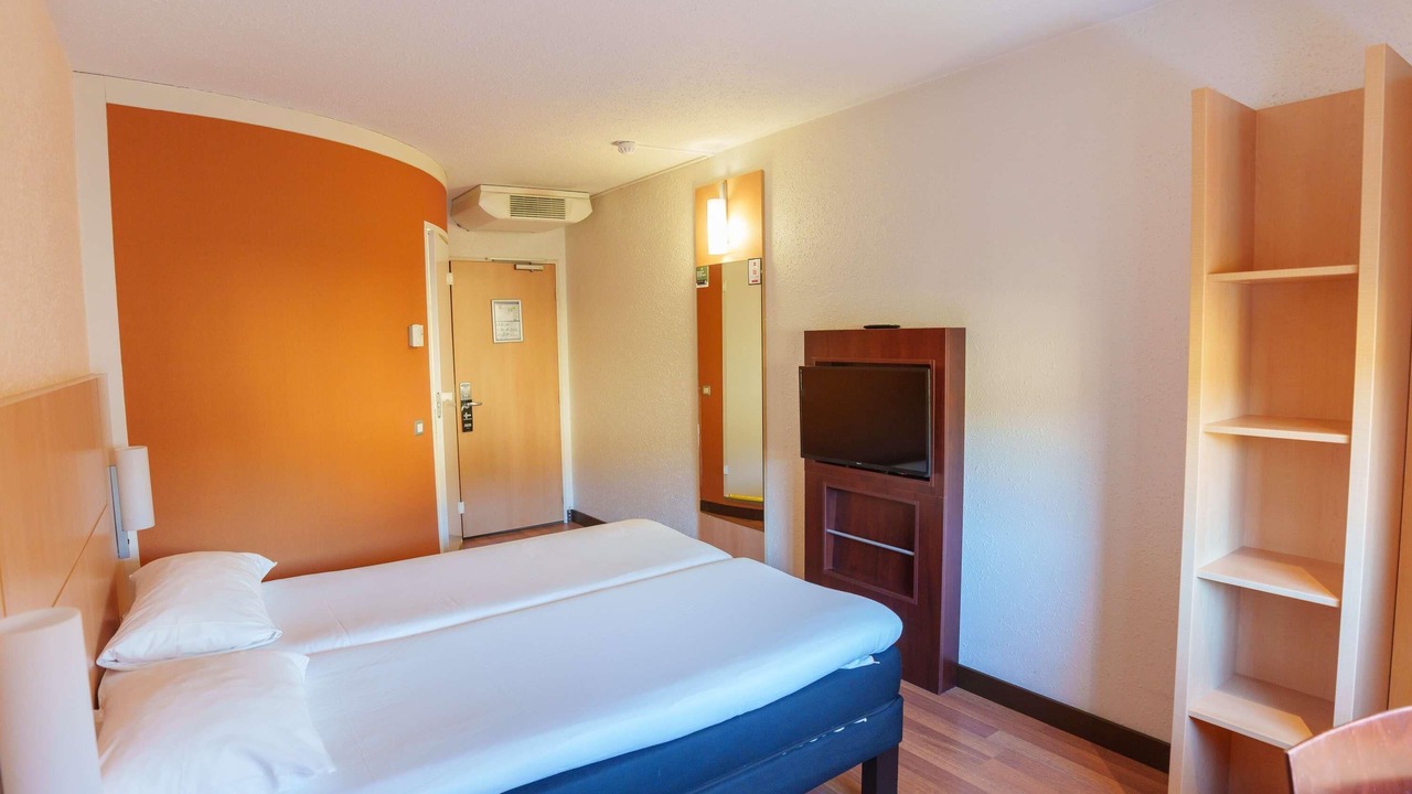 Photo of Bedroom in Laon