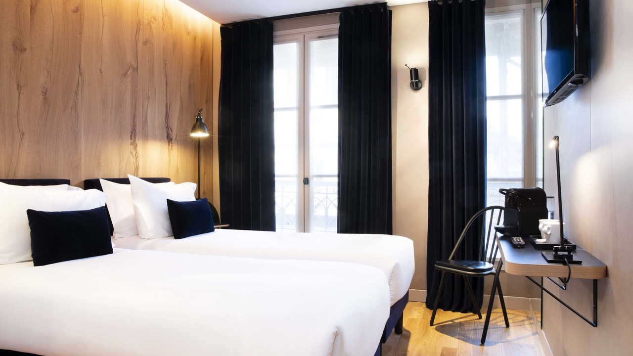 Photo of Bedroom in 5th Arrondissement