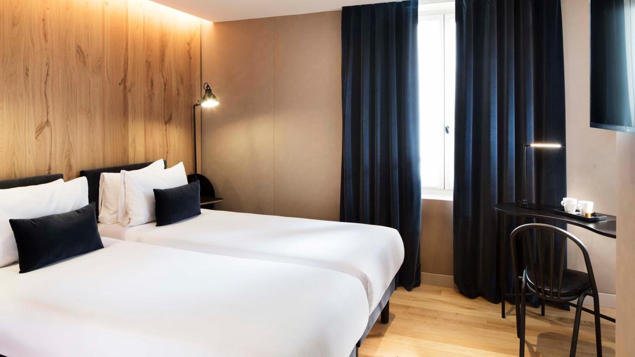 Photo of Bedroom in 5th Arrondissement