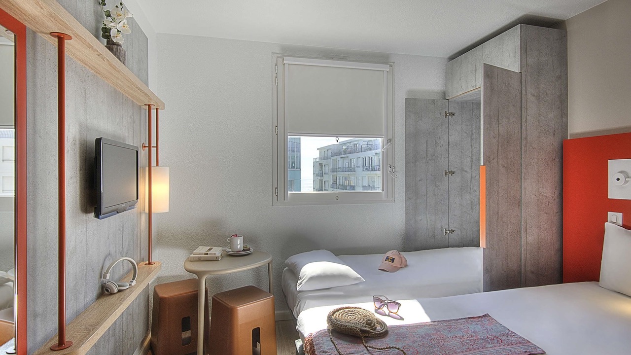 Photo of Bedroom in Les Baumettes