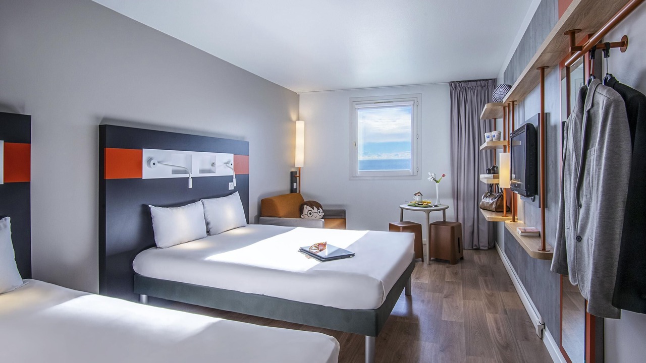 Photo of Bedroom in Les Baumettes