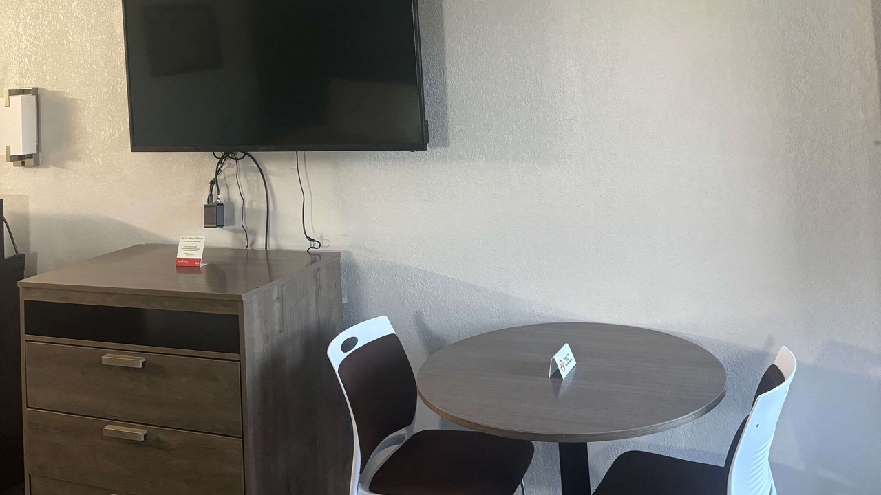 Photo of Others in Calhoun