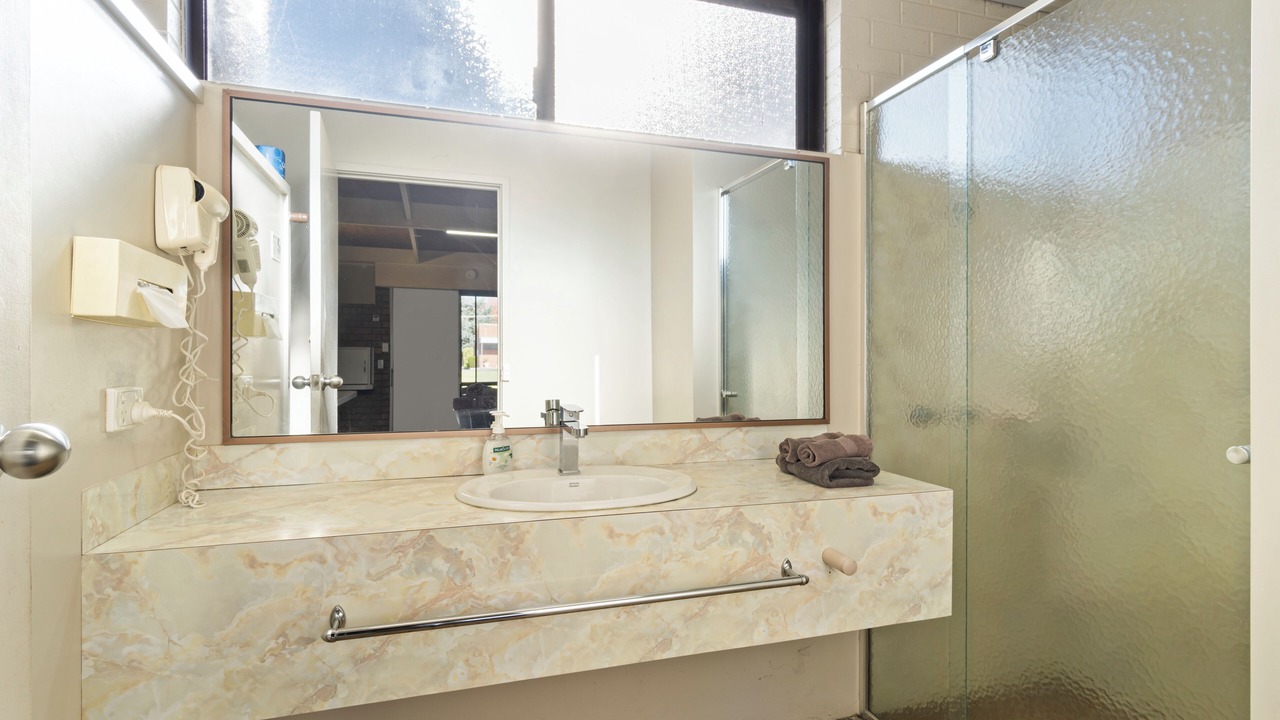 Photo of Bathroom in Colac