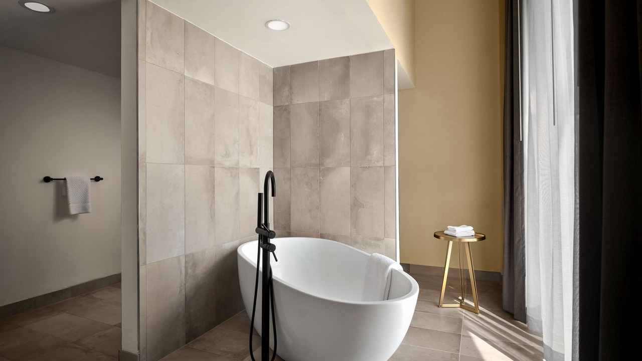 Photo of Bathroom in Victoria Boulevard Historic District