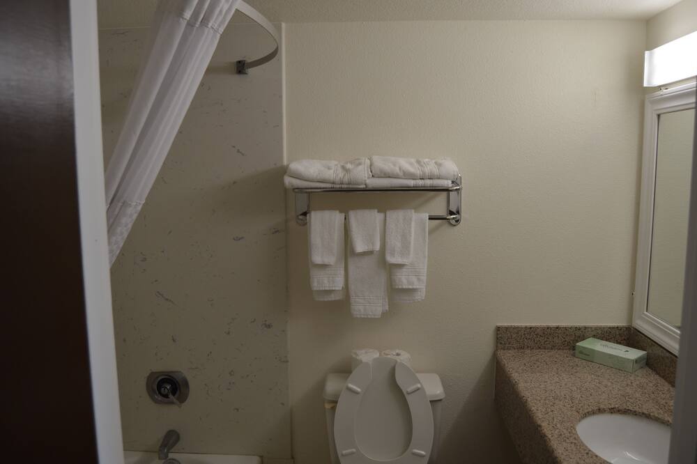 Photo of Bathroom in Pacific