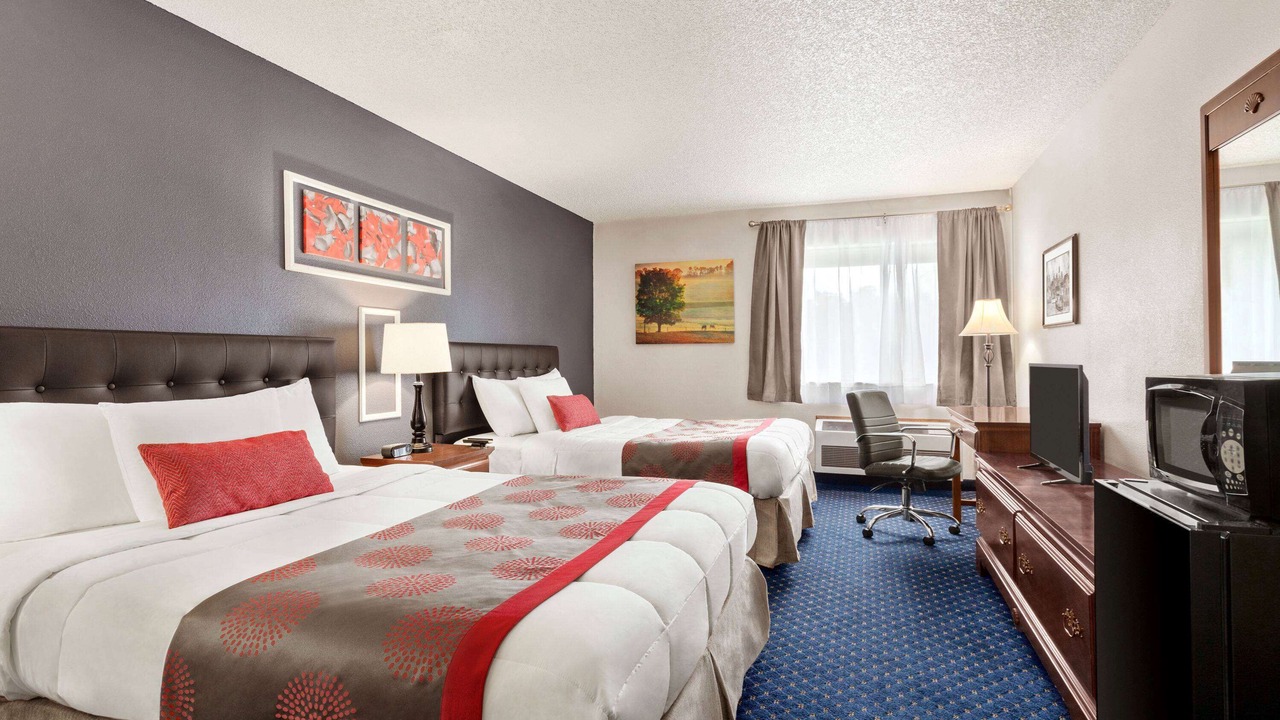 Photo of Bedroom in Pacific