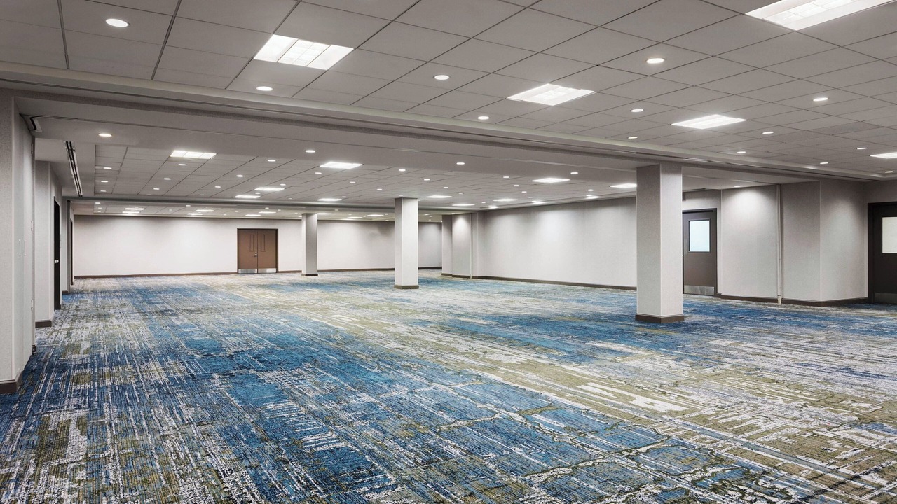 Photo of Others in Iselin