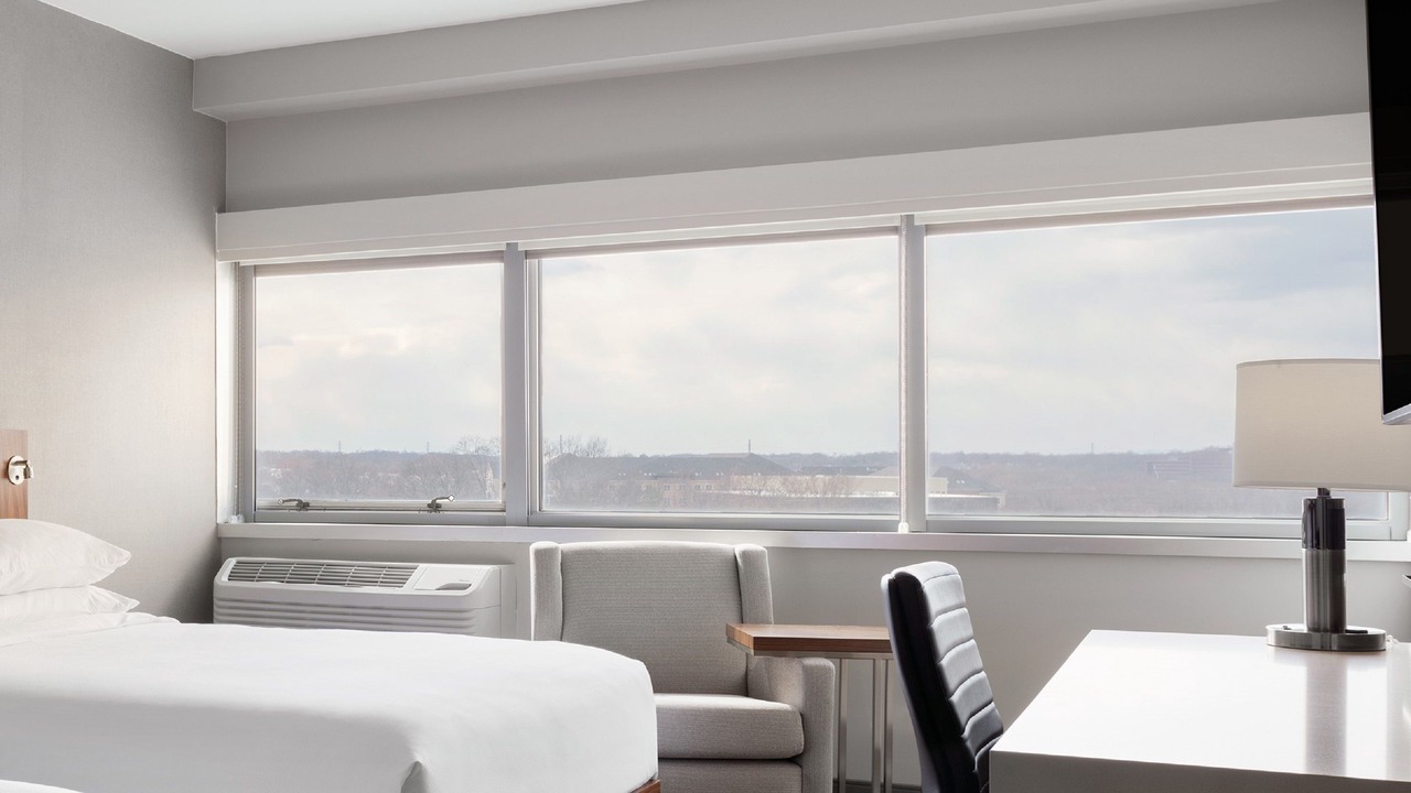 Photo of Bedroom in Iselin