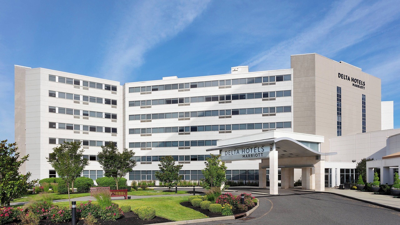 Photo of Outdoor in Iselin