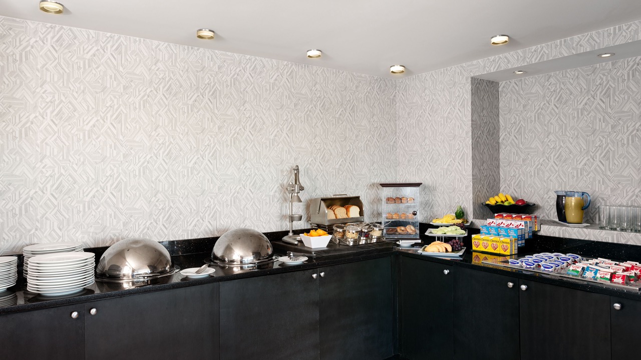 Photo of Others in Iselin