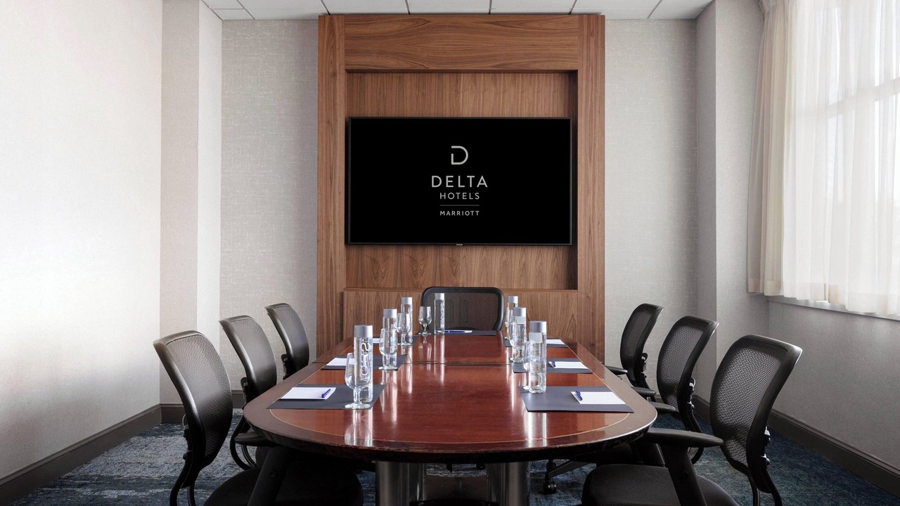 Photo of Others in Iselin