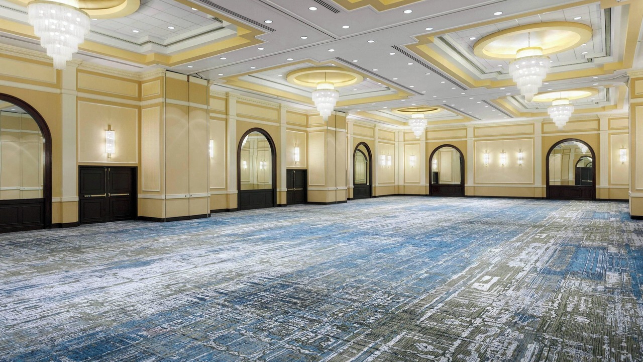 Photo of Others in Iselin