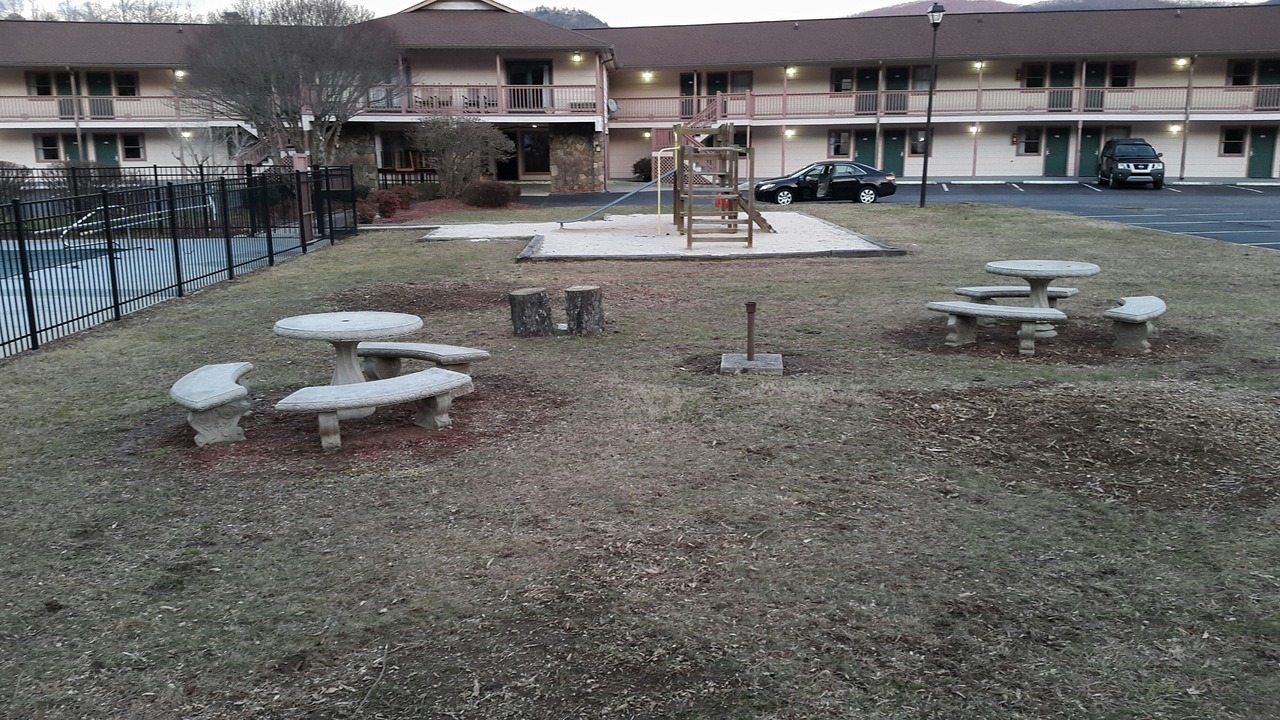 Photo of Outdoor in Dillard