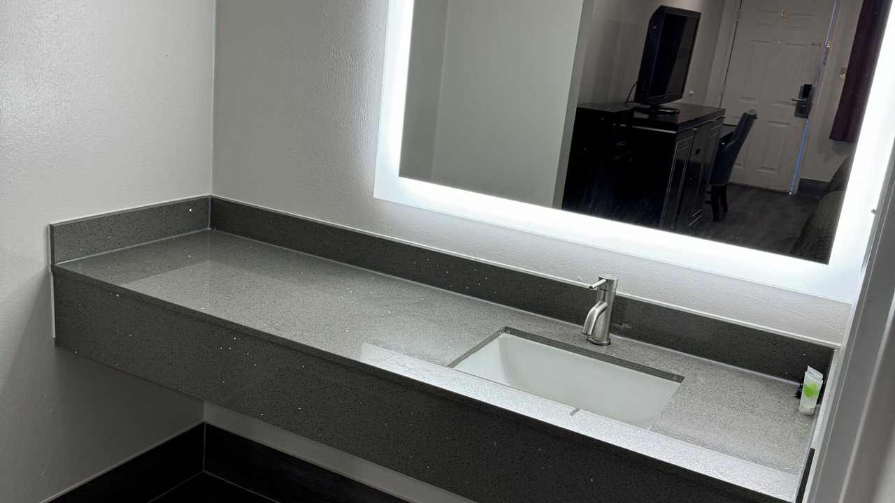 Photo of Bathroom in Sealy