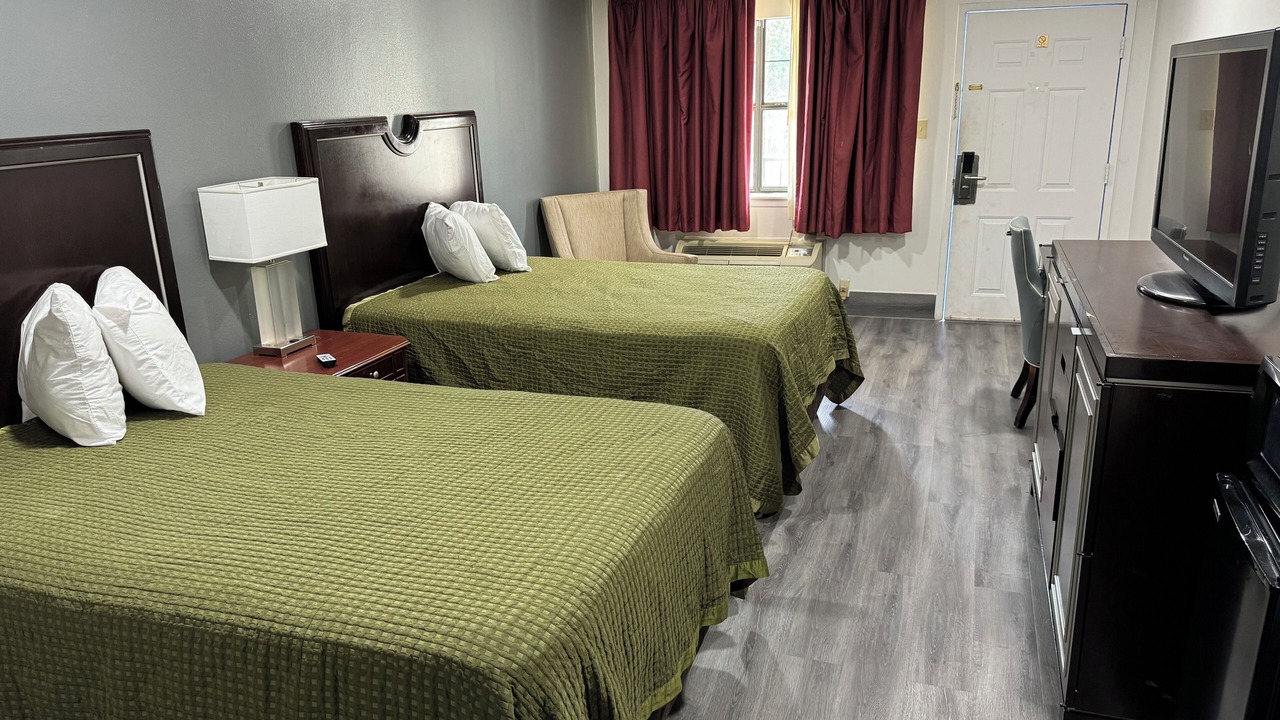Photo of Bedroom in Sealy