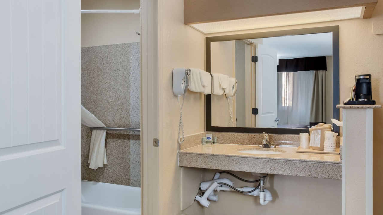 Photo of Bathroom in Dalhart