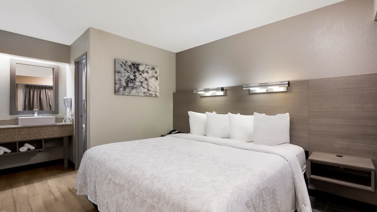 Photo of Bedroom in Naperville