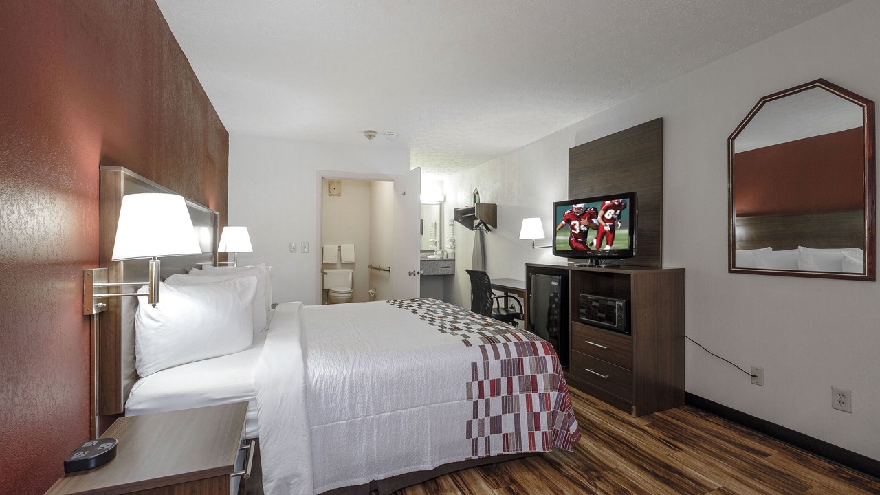 Photo of Bedroom in Edgewood