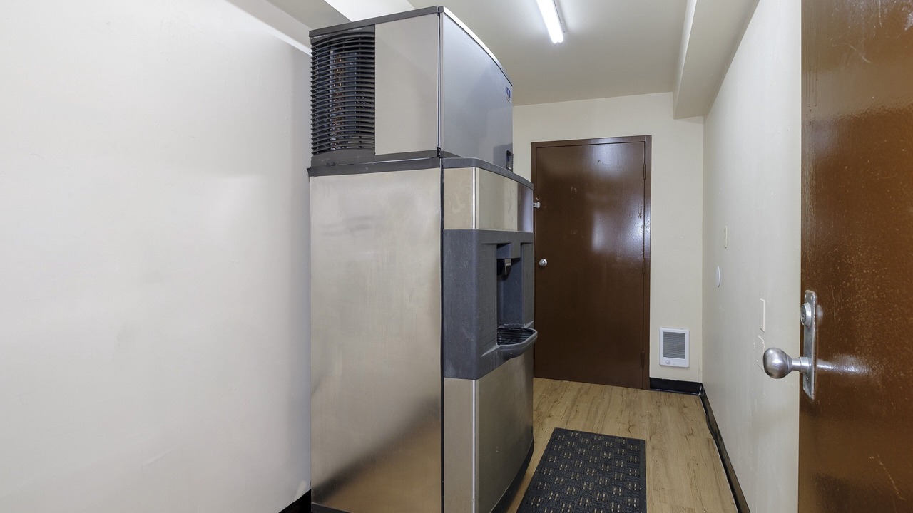 Photo of Others in Edgewood