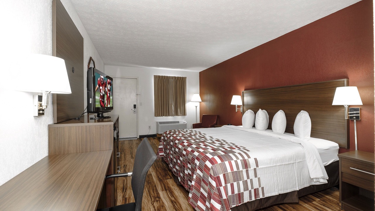 Photo of Bedroom in Edgewood