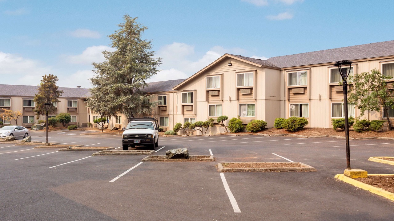 Photo of Others in Grants Pass