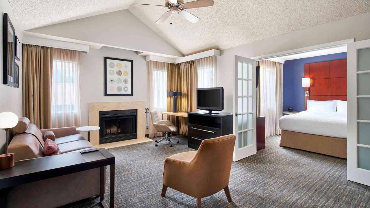 Photo of Livingroom in Parole