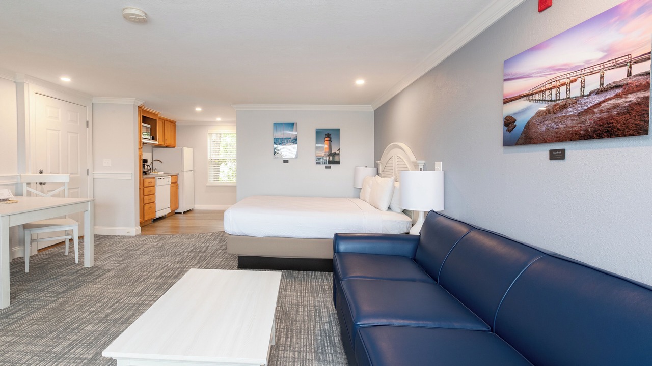 Photo of Bedroom in Falmouth Heights