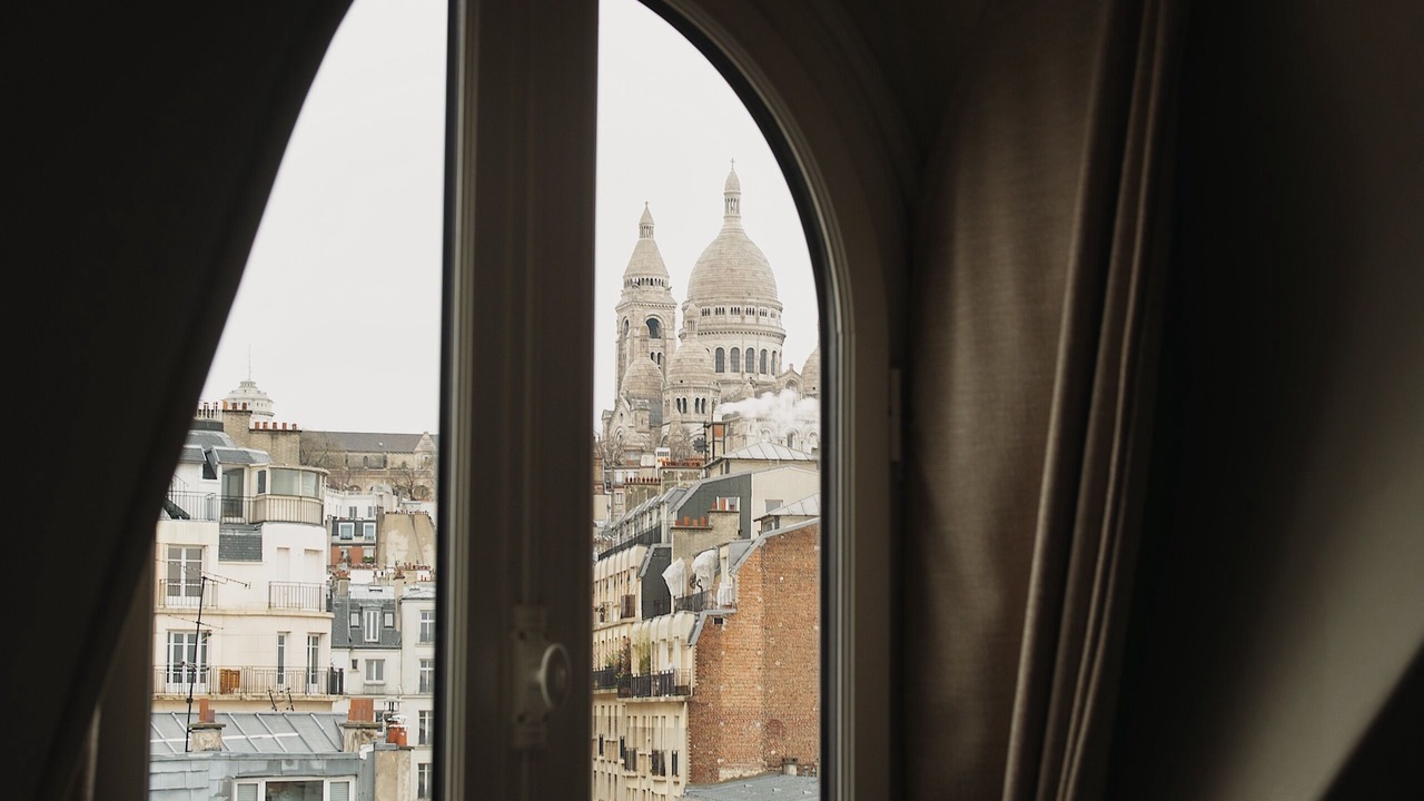 Photo of Bedroom in Pigalle