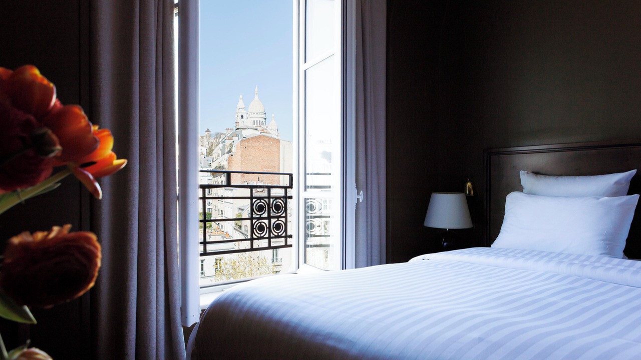 Photo of Bedroom in Pigalle