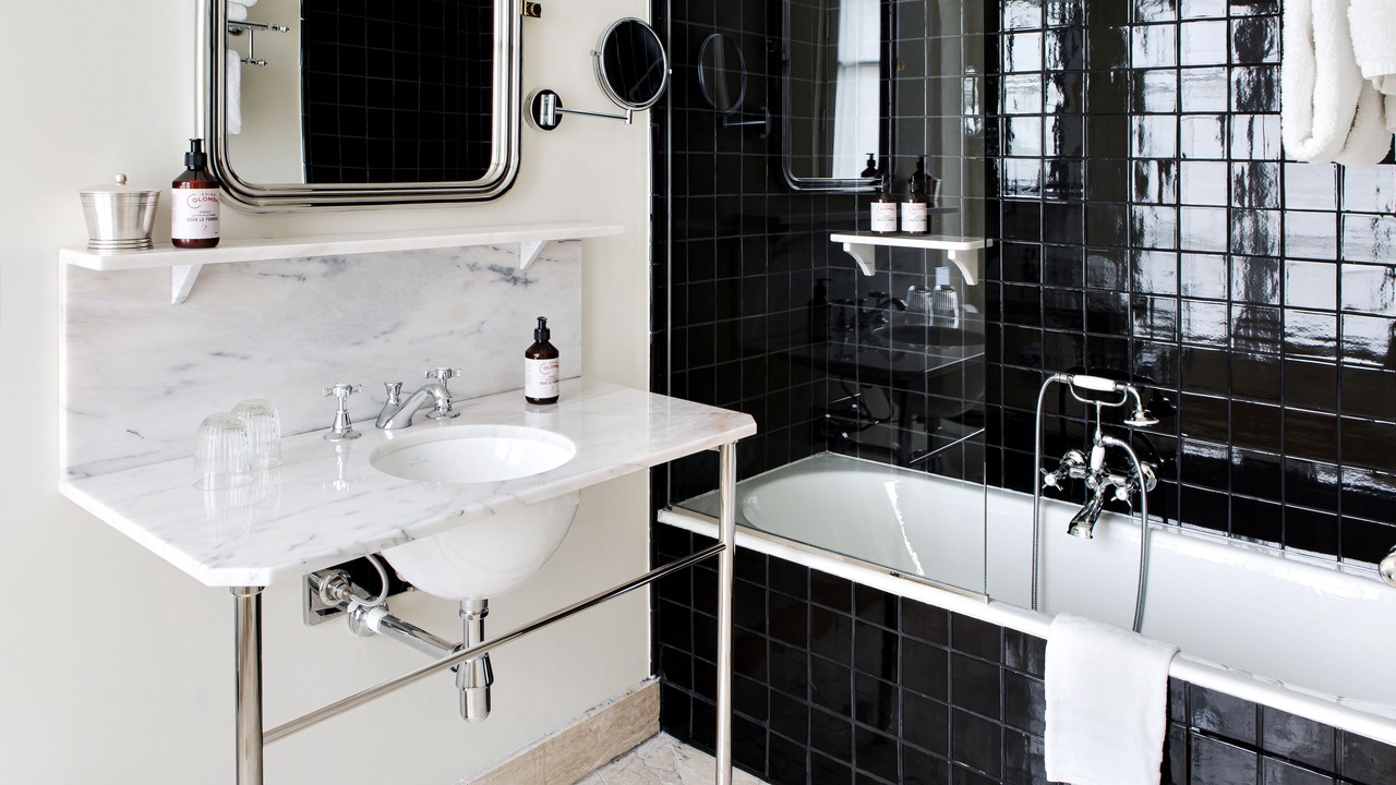 Photo of Bathroom in Pigalle