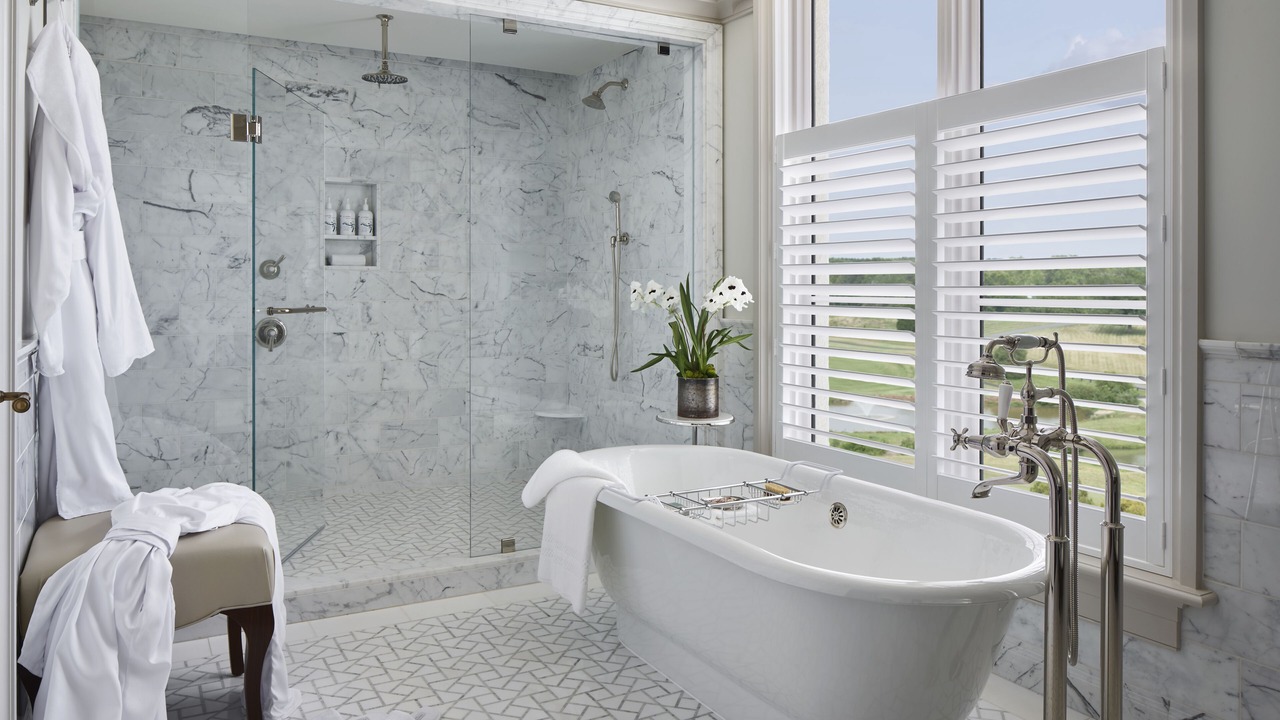 Photo of Bathroom in Royal Acres