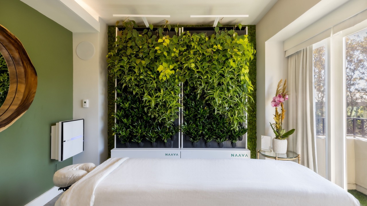 Photo of Bedroom in Beverly Grove