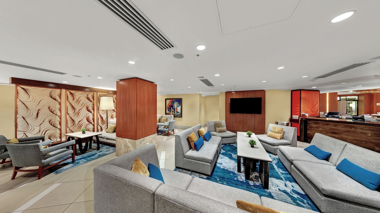 Photo of Others in O'Hare