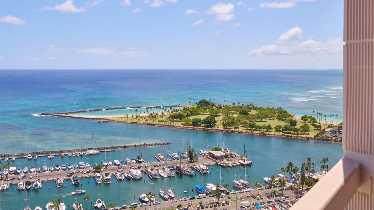 Photo of Others in Waikiki